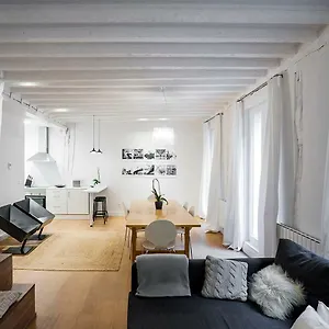 Minimalista En El Corazon De Appartement Bilbao